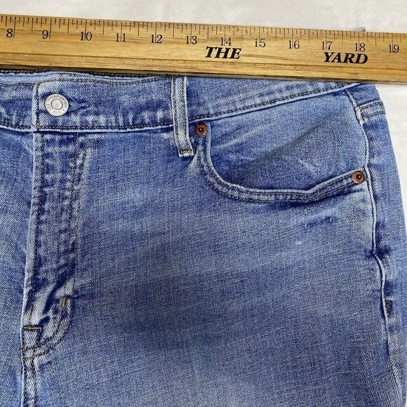GAP Jeans Best Girlfriend Distressed Relaxed Denim Light Wash Womens 33 Blue - Picture 7 of 9
